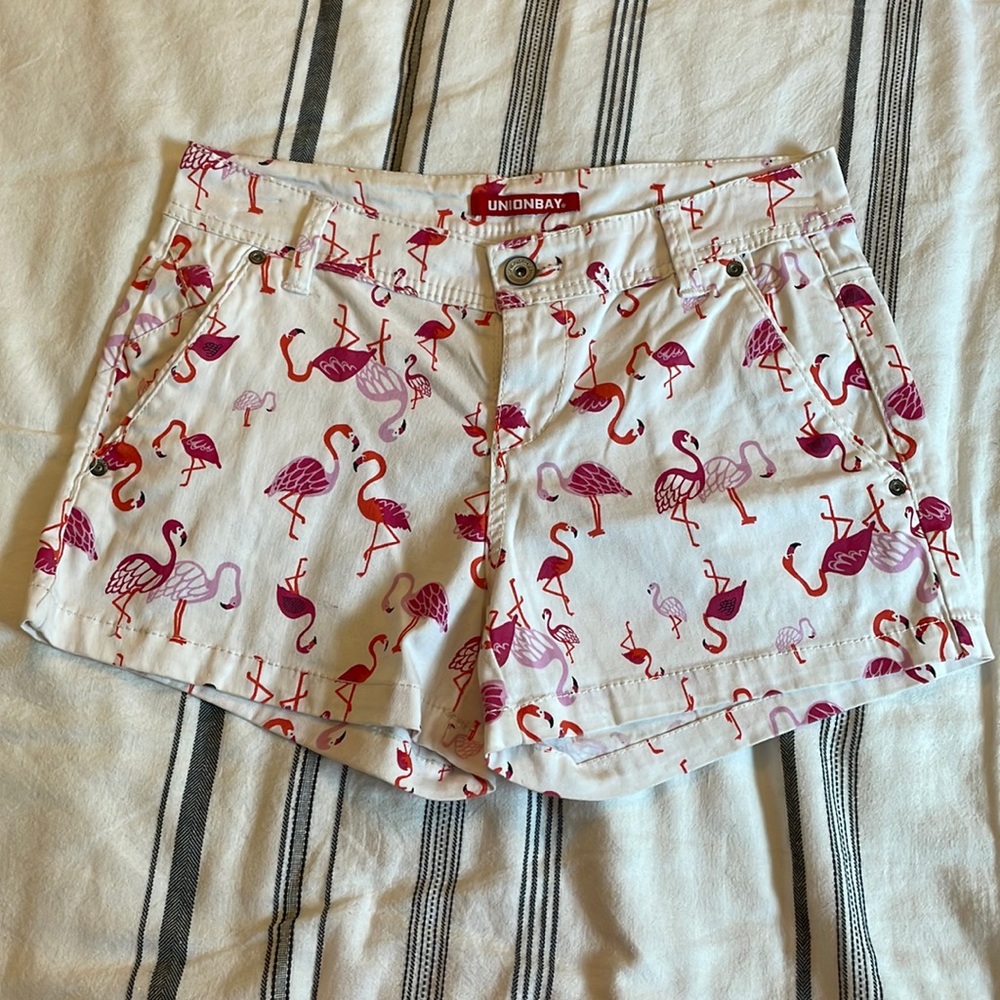 Union Bay Flamingo Jean Shorts - Picture 3 of 11